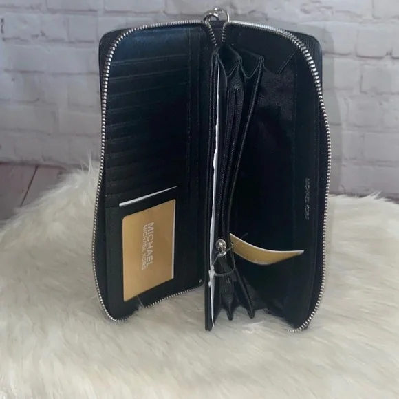 Michael Kors VIOLET Carryall Tote/MONEY PIECES Continental Wallet 2pc Set